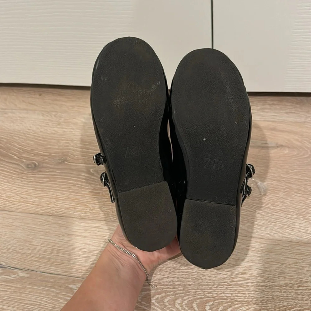 Zara girl shoes - Picture 3 of 5